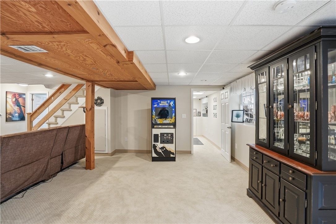 52 Hummingbird Lane Cranston, RI 02921 - Photo 32 of 50