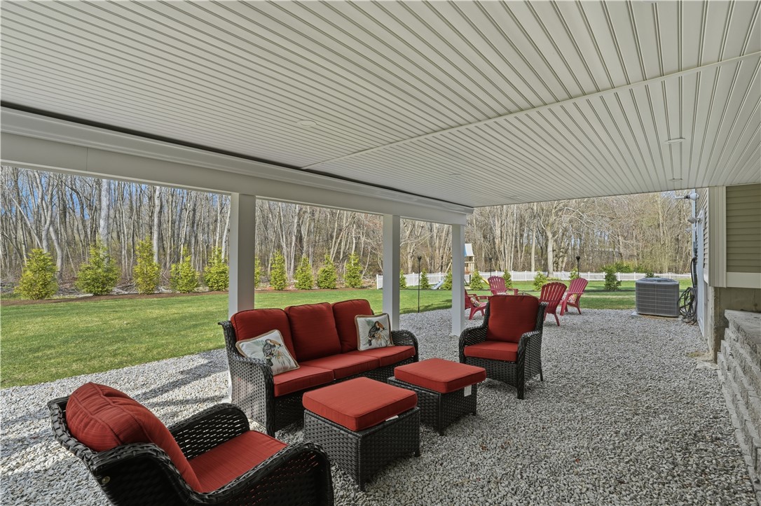 52 Hummingbird Lane Cranston, RI 02921 - Photo 41 of 50