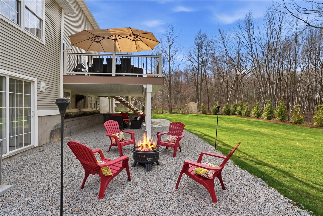 52 Hummingbird Lane Cranston, RI 02921 - Photo 42 of 50