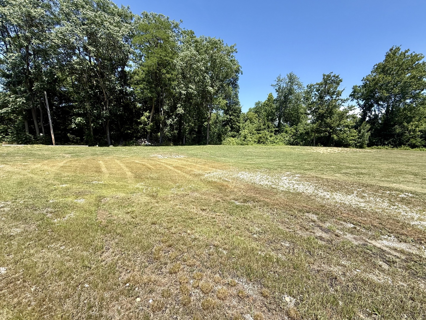 400 Meadowbrook Road Mount Vernon, IL 62864 - Photo 3 of 6