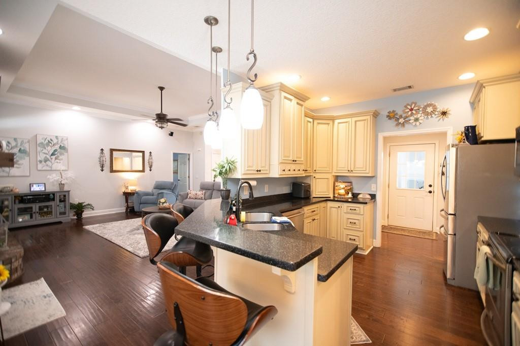110 Lake Ridge Drive Baxley, GA 31513 - Photo 7 of 51