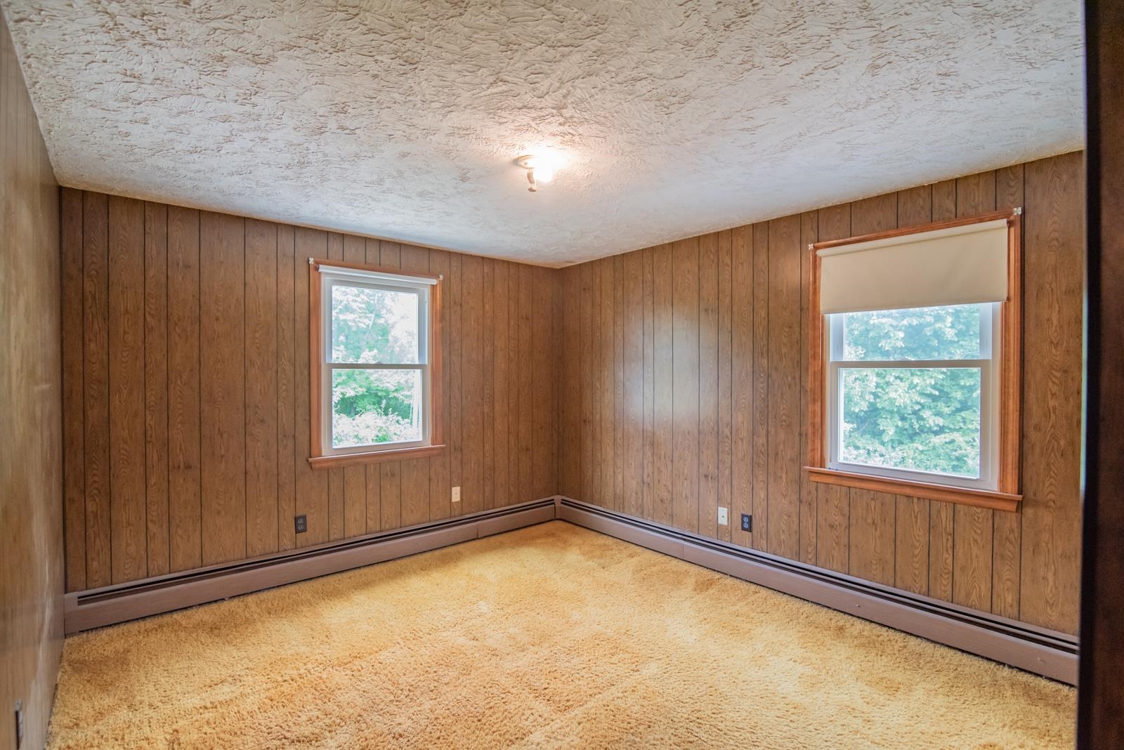 47 Tsienneto Road Derry, NH 03038 - Photo 28 of 39