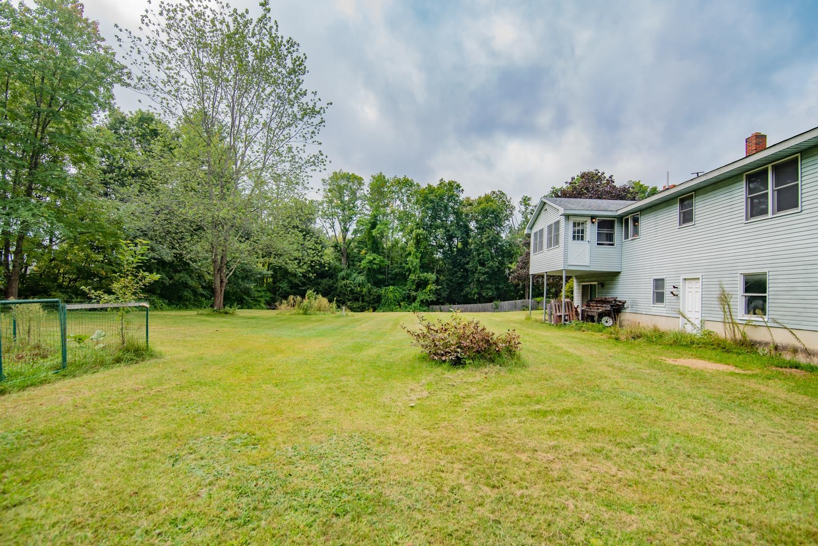 47 Tsienneto Road Derry, NH 03038 - Photo 7 of 39