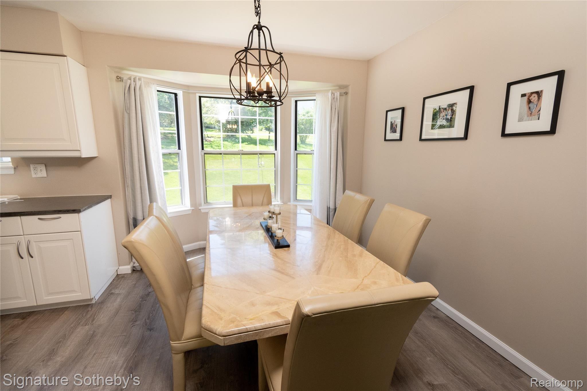354 Whitney Drive Rochester, MI 48307 - Photo 11 of 35 Whitney Dr Dining Room1.jpg