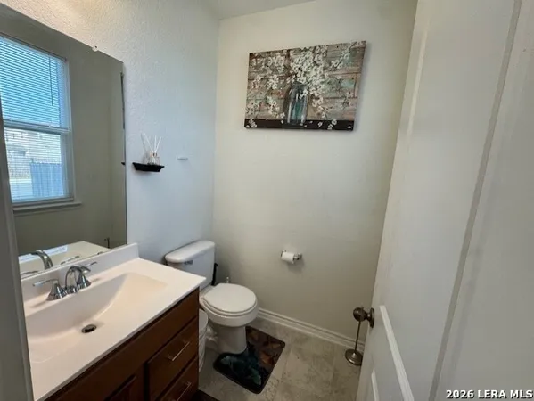 $2,200 | 3606 Putnam Fields, Converse, TX 78109