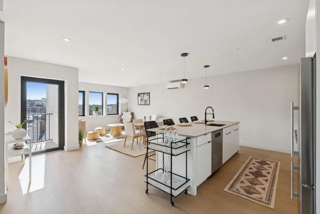 $699,000 | 75 Chestnut Street, Unit 503, Portland, ME 04101