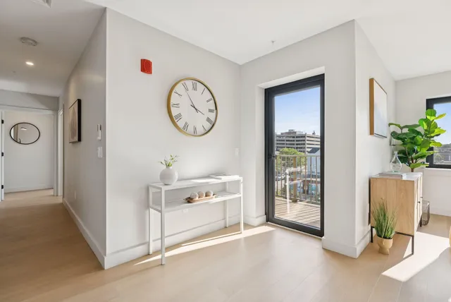 $699,000 | 75 Chestnut Street, Unit 503, Portland, ME 04101