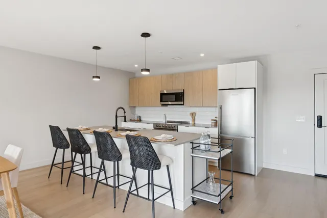 $699,000 | 75 Chestnut Street, Unit 503, Portland, ME 04101