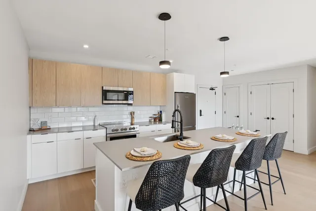 $699,000 | 75 Chestnut Street, Unit 503, Portland, ME 04101