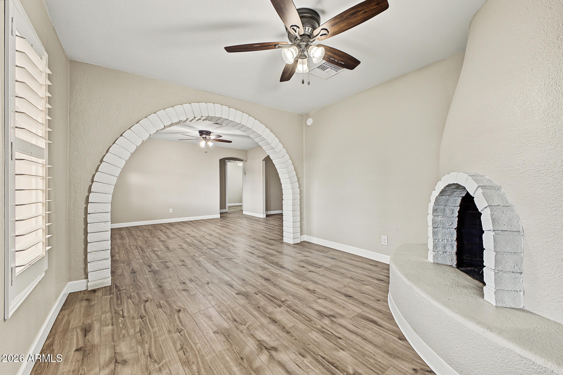 602 West Chipman Road Phoenix, AZ 85041 - Photo 8 of 27 8 - Chipman