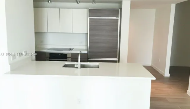 $3,750 | 1100 South Miami Avenue, Unit 2403, Miami, FL 33130