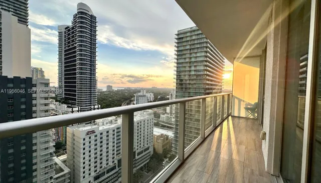 $3,750 | 1100 South Miami Avenue, Unit 2403, Miami, FL 33130