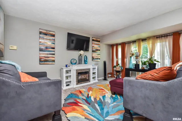 $130,000 | 2626 West Heading Avenue, West Peoria, IL 61604