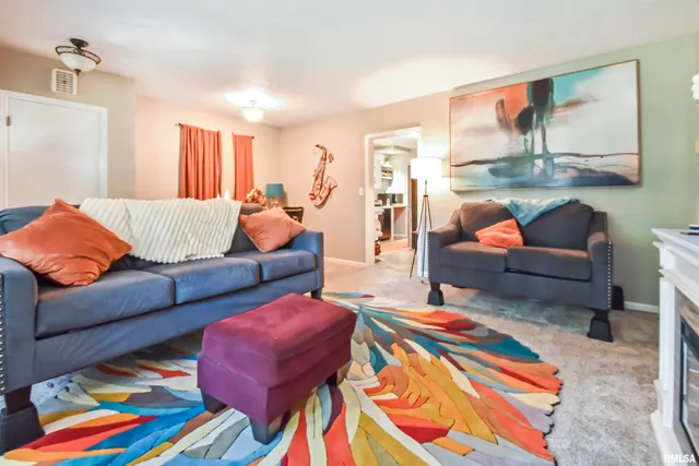 $130,000 | 2626 West Heading Avenue, West Peoria, IL 61604