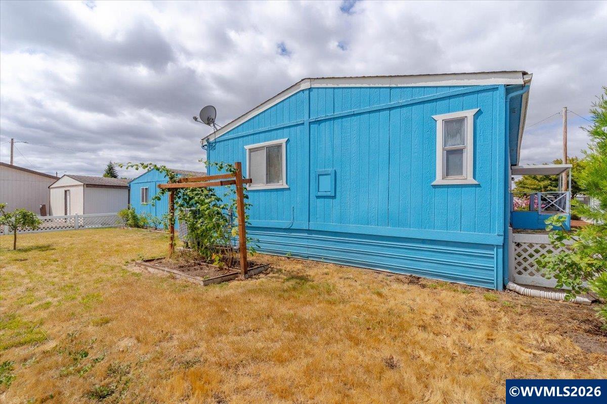 5510 Windsor Island Road North, Unit 23 Keizer, OR 97303 - Photo 24 of 32 Gallery Image 24