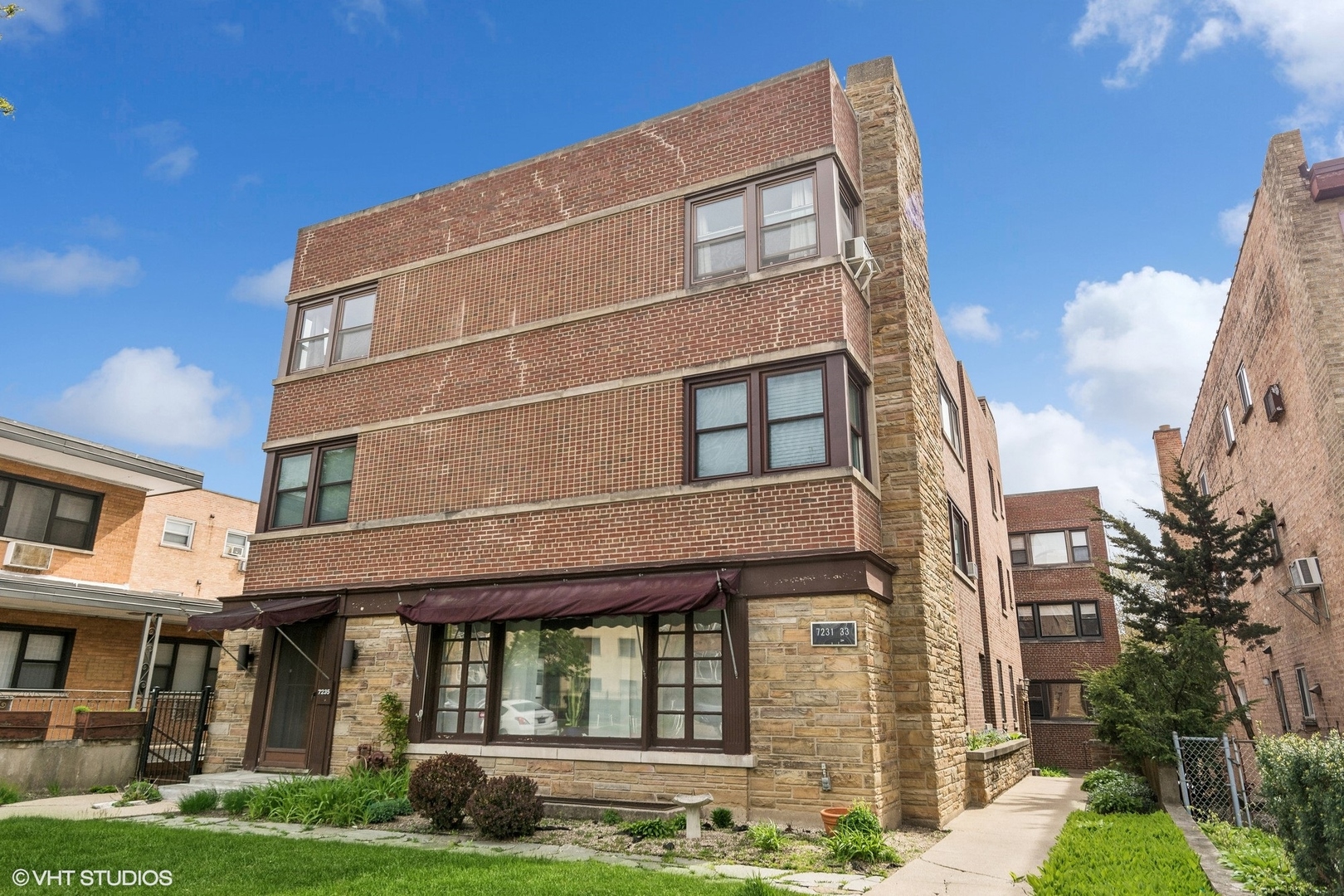 7231 North Ridge Avenue, Unit 3W Chicago, IL 60660 - Photo 1 of 10 Gallery Image 1