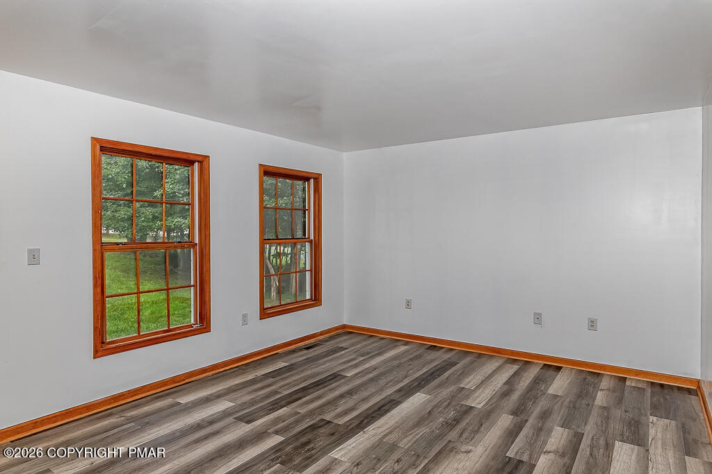1208 Falls Road Bushkill, PA 18324 - Photo 13 of 35 Living Room