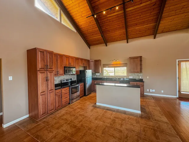 $900,000 | 499 Pa Loa Loop, Maunaloa, HI 96770