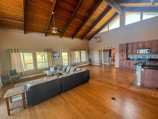 $900,000 | 499 Pa Loa Loop, Maunaloa, HI 96770