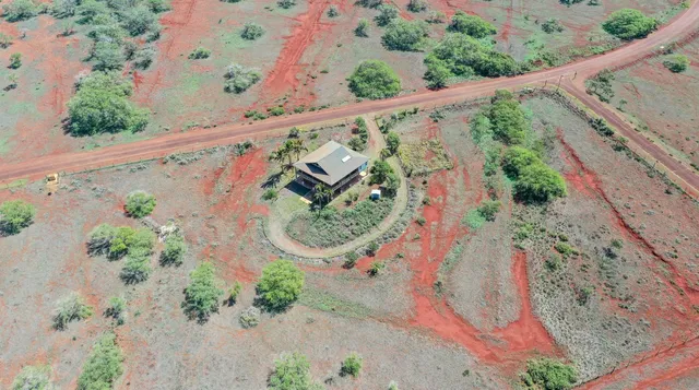 $900,000 | 499 Pa Loa Loop, Maunaloa, HI 96770