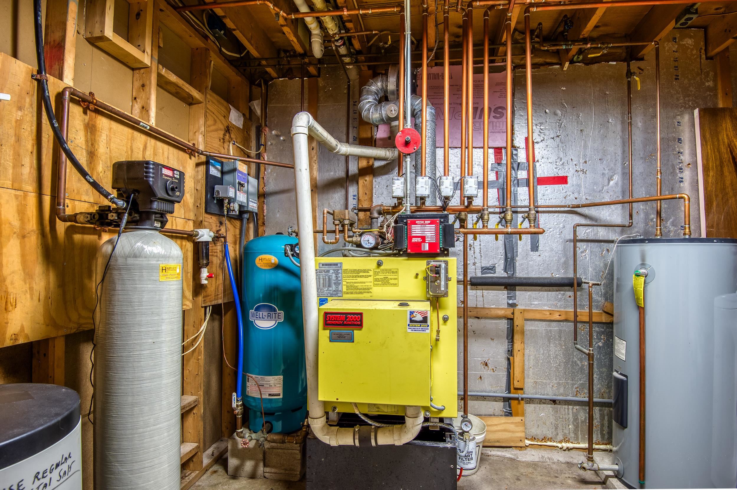 2 Stony Brook Road Gorham, NH 03581 - Photo 17 of 34