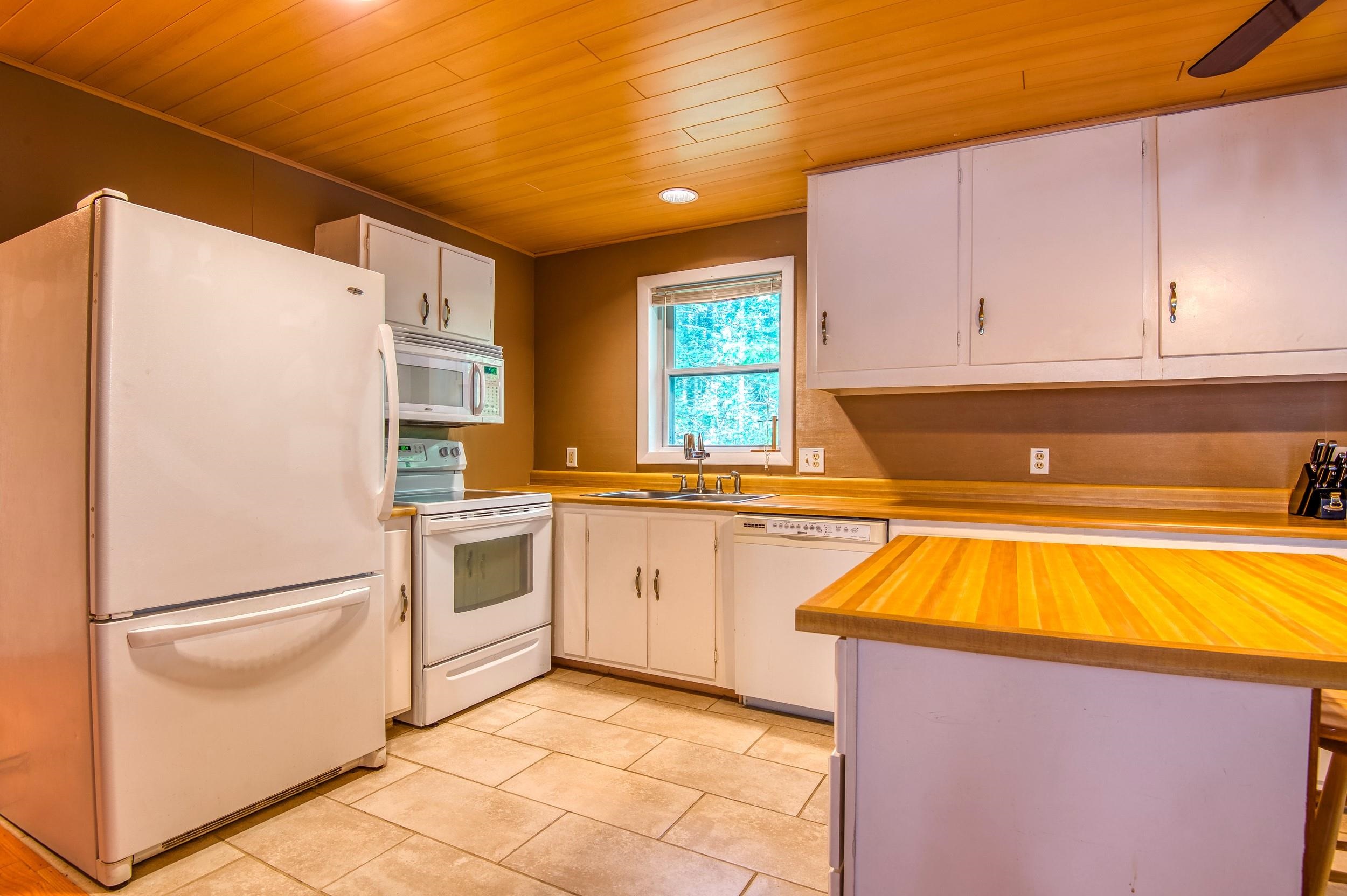 2 Stony Brook Road Gorham, NH 03581 - Photo 32 of 34