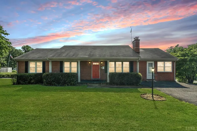 $299,999 | 587 Leesville Road, Lynchburg, VA 24502