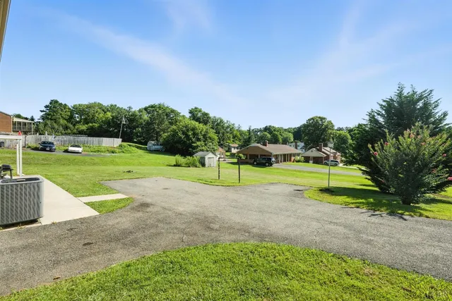 $299,999 | 587 Leesville Road, Lynchburg, VA 24502