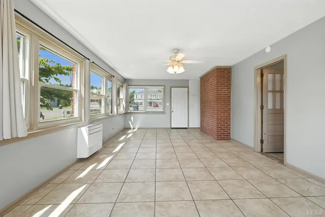 $299,999 | 587 Leesville Road, Lynchburg, VA 24502