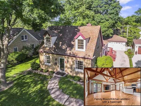 $639,900 | 107 North Elmhurst Avenue, Mount Prospect, IL 60056
