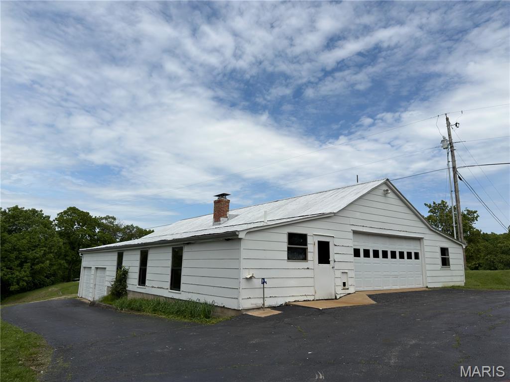 1320 Ridge Road Wildwood, MO 63021 - Photo 3 of 73