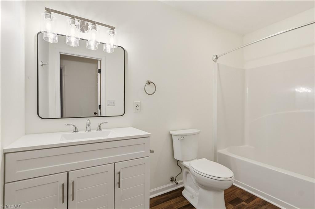 3206 Crestview Drive High Point, NC 27260 - Photo 21 of 31