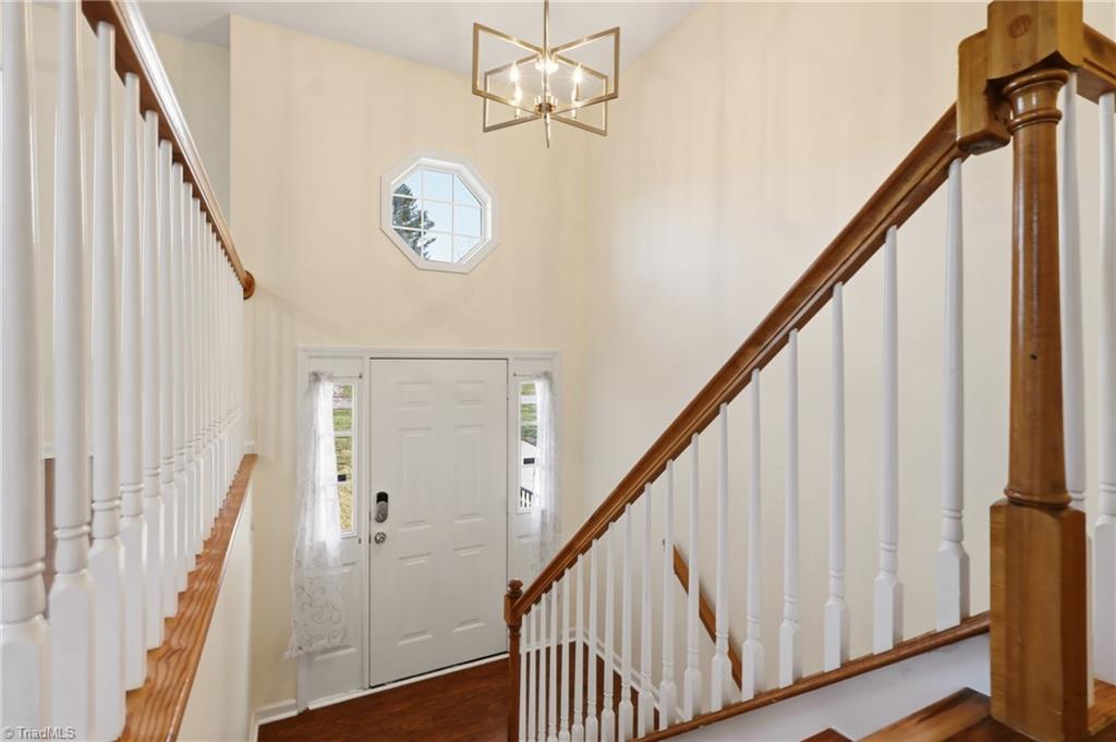 3206 Crestview Drive High Point, NC 27260 - Photo 22 of 31