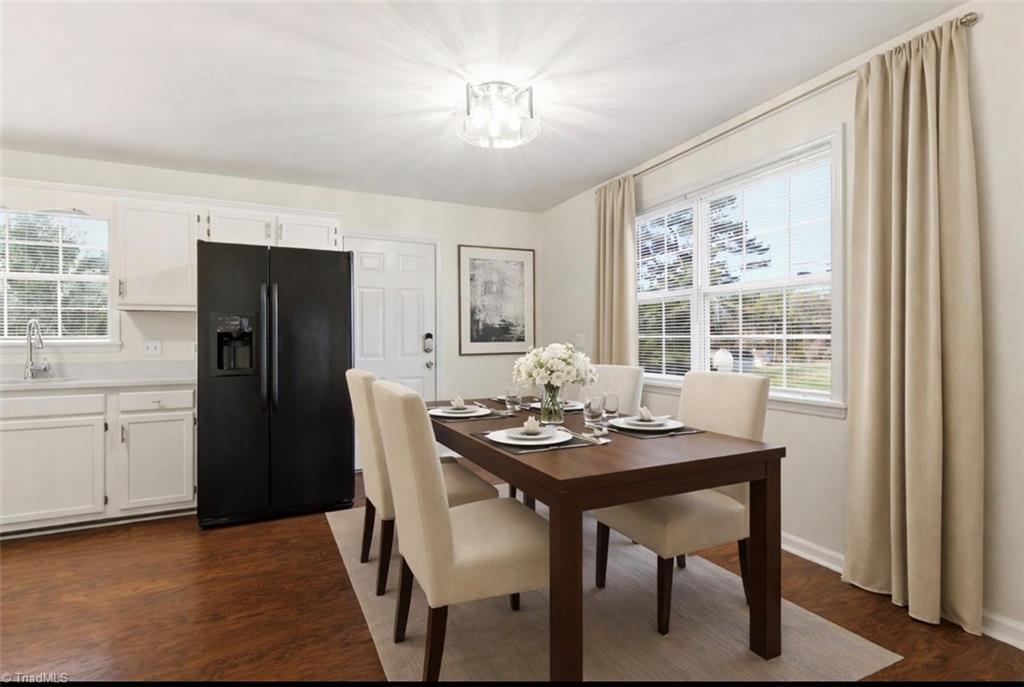 3206 Crestview Drive High Point, NC 27260 - Photo 10 of 31 Virtually Staged by AI