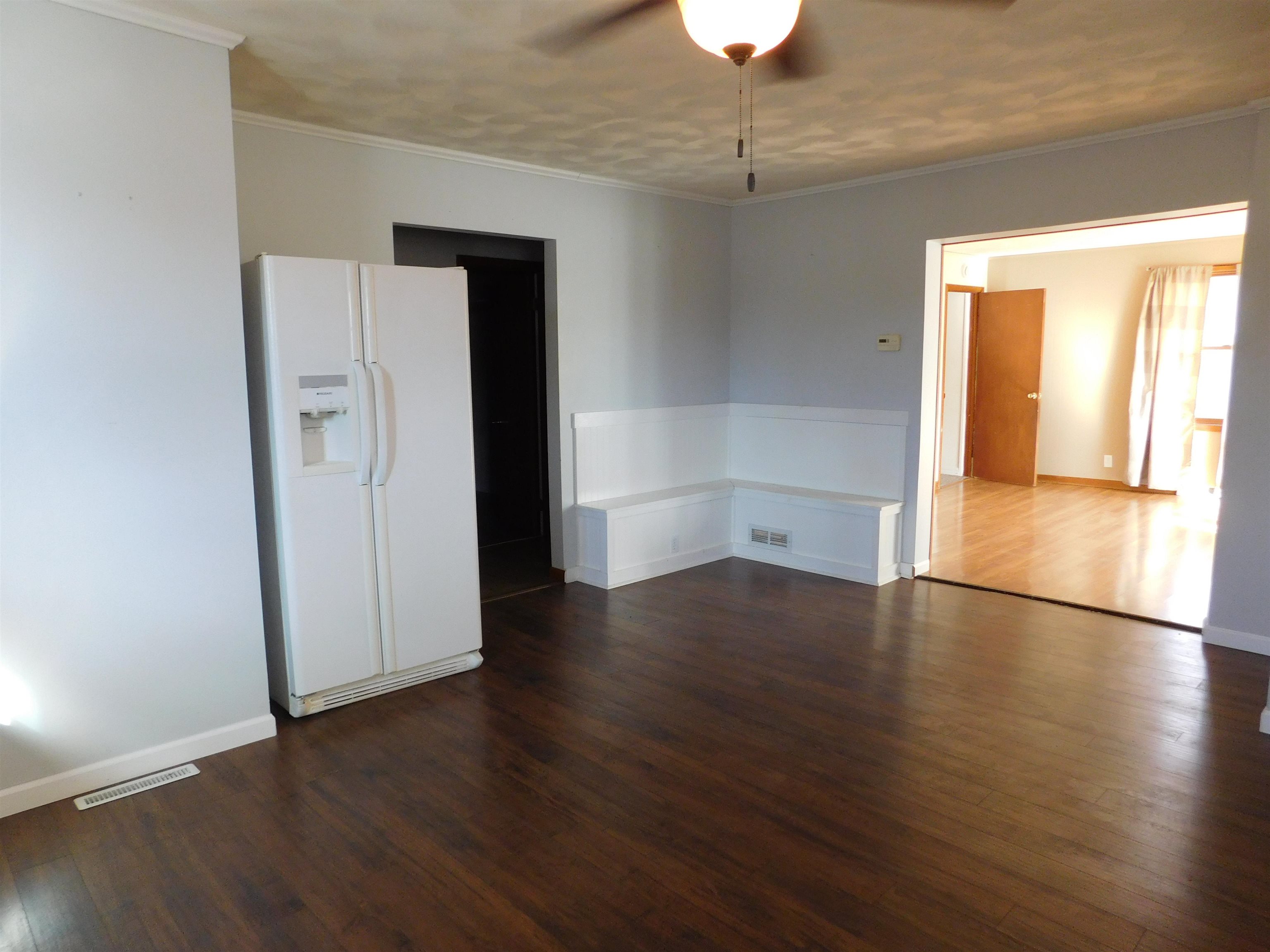 303 South Locust Lena, IL 61048 - Photo 16 of 36