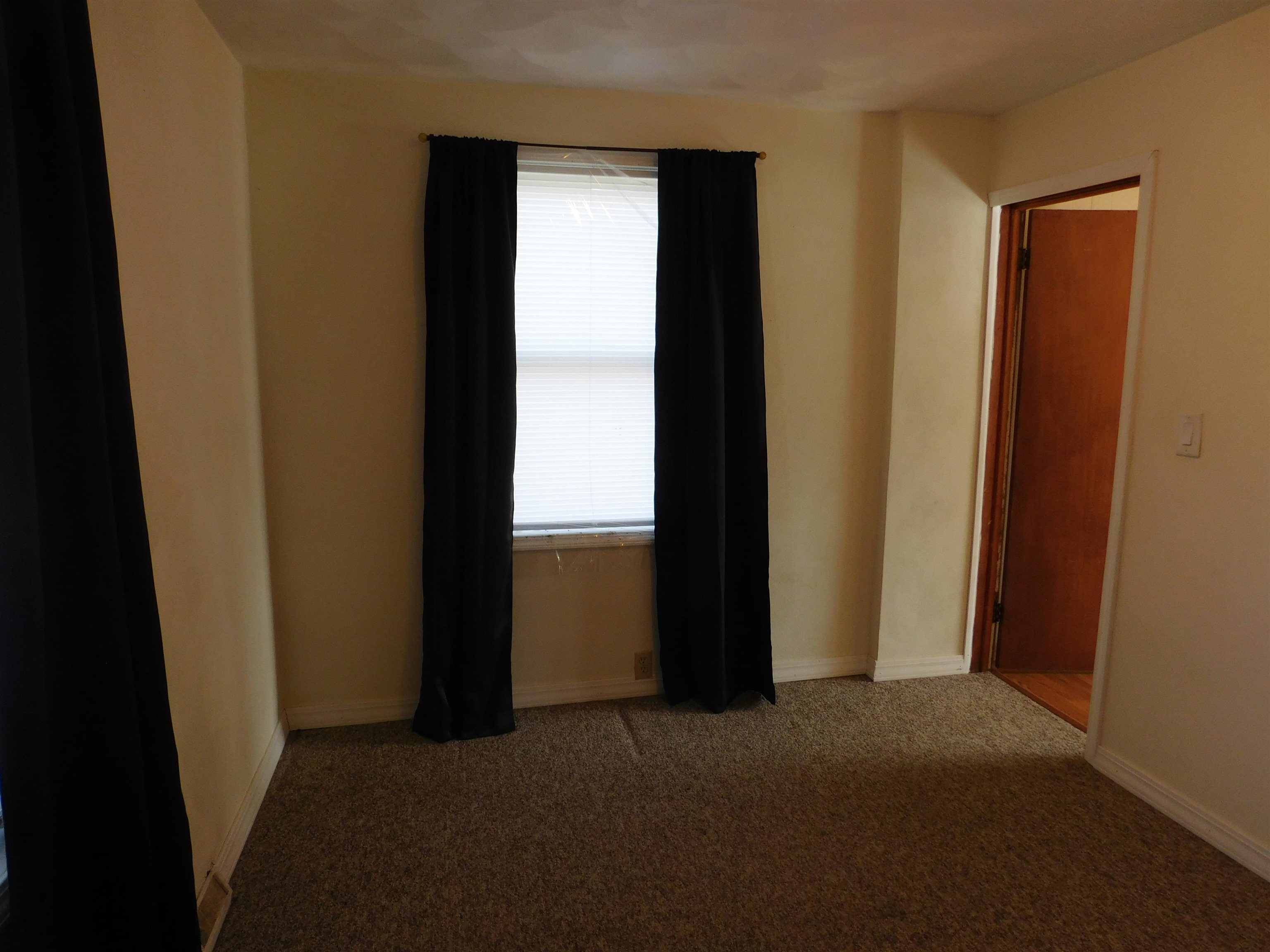 303 South Locust Lena, IL 61048 - Photo 18 of 36