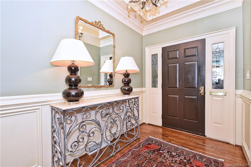 2700 Inverness Road Charlotte, NC 28209 - Photo 2 of 24 Gallery Image 2