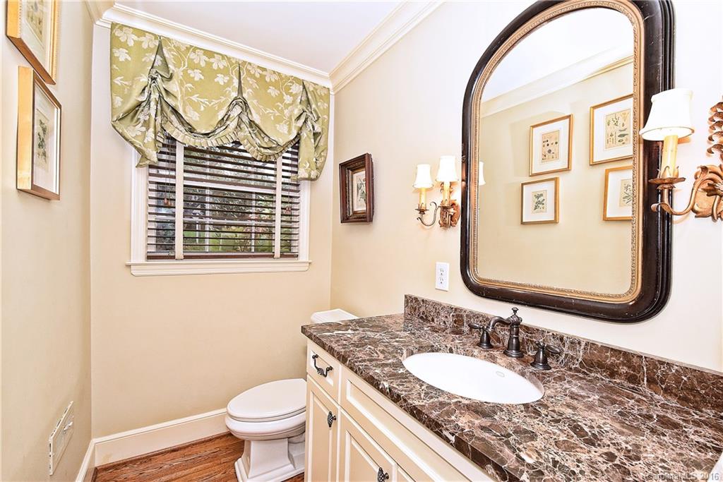 2700 Inverness Road Charlotte, NC 28209 - Photo 14 of 24 Gallery Image 14