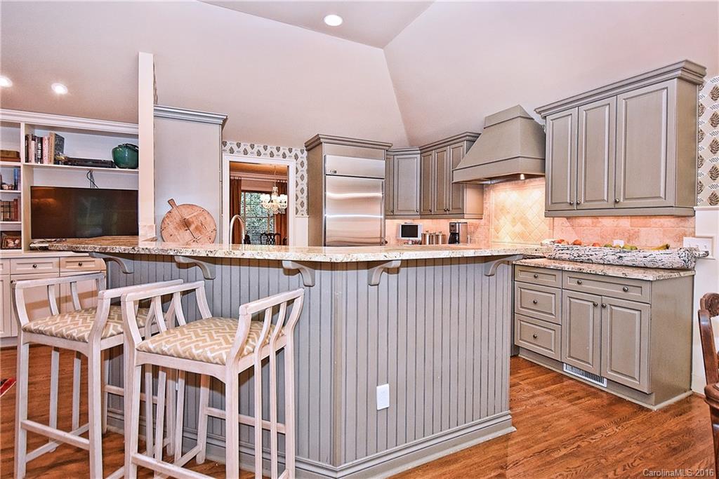 2700 Inverness Road Charlotte, NC 28209 - Photo 5 of 24 Gallery Image 5