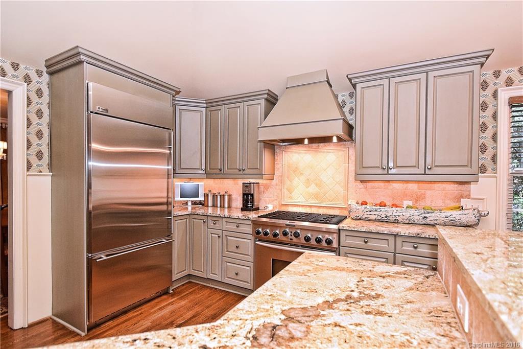 2700 Inverness Road Charlotte, NC 28209 - Photo 6 of 24 Gallery Image 6