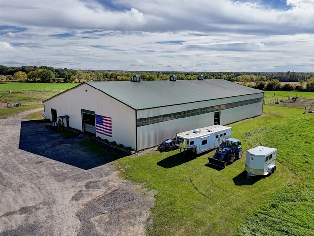 $849,000 | 1262 Fitzpatrick Road, Springport, NY 13021