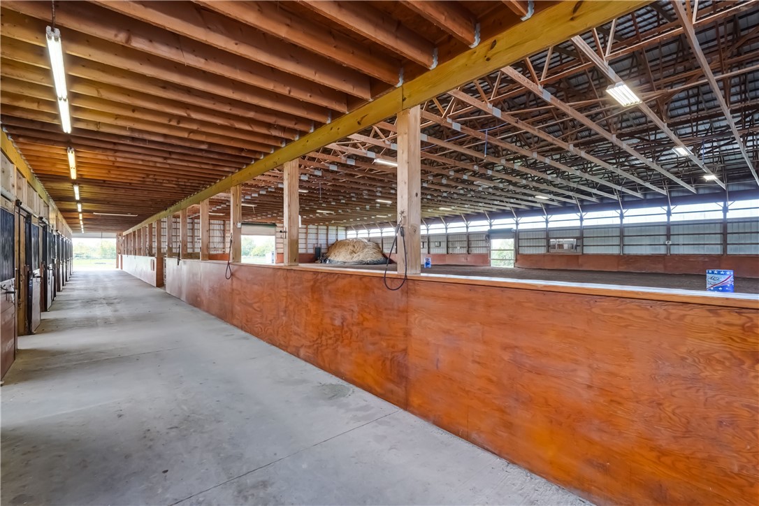 1262 Fitzpatrick Road Springport, NY 13021 - Photo 21 of 37