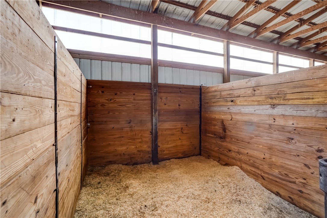 1262 Fitzpatrick Road Springport, NY 13021 - Photo 22 of 37