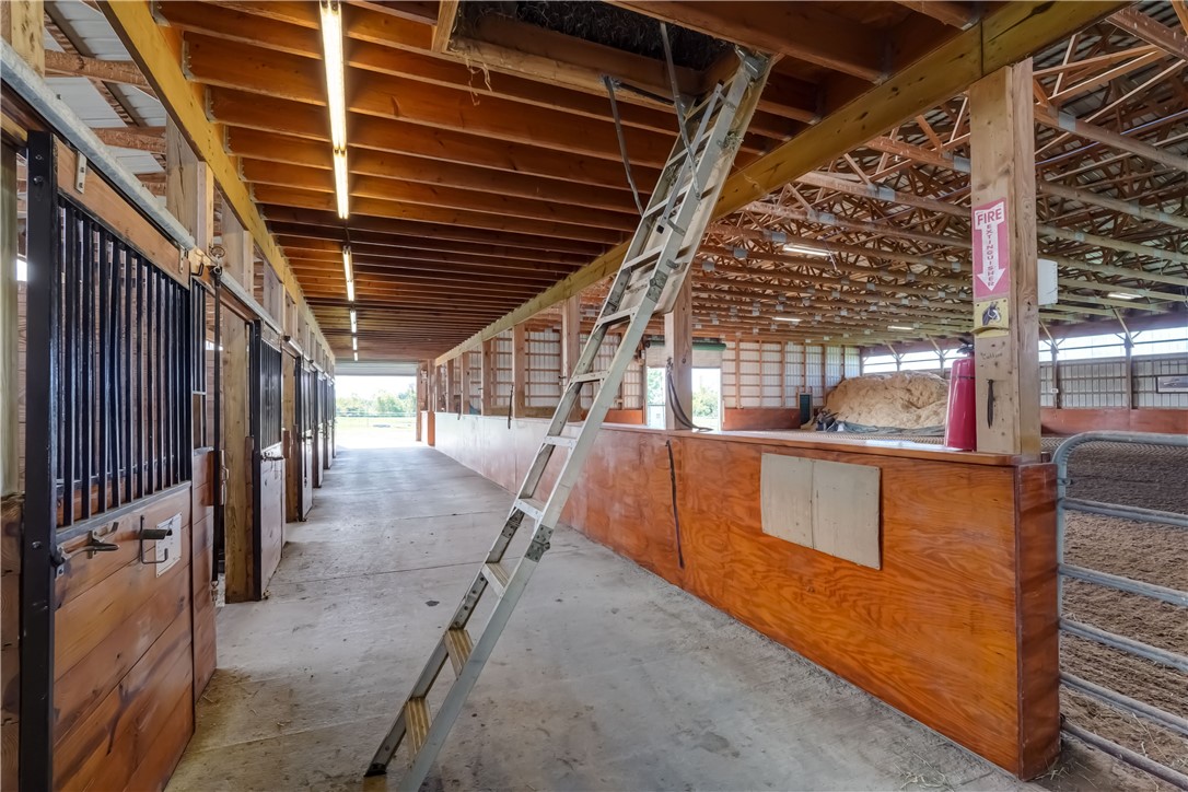 1262 Fitzpatrick Road Springport, NY 13021 - Photo 32 of 37