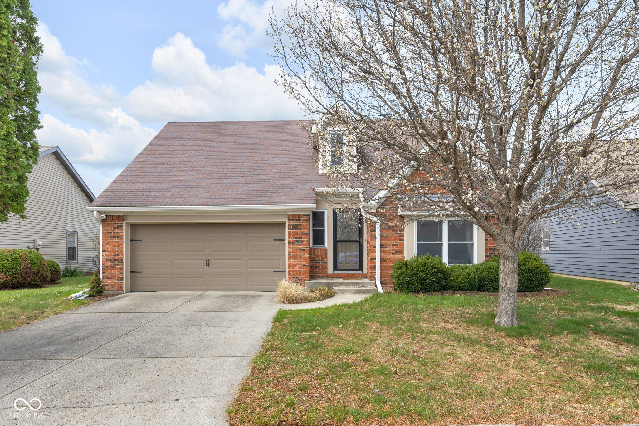 8902 Pine Tree Boulevard Indianapolis, IN 46256 - Photo 1 of 43