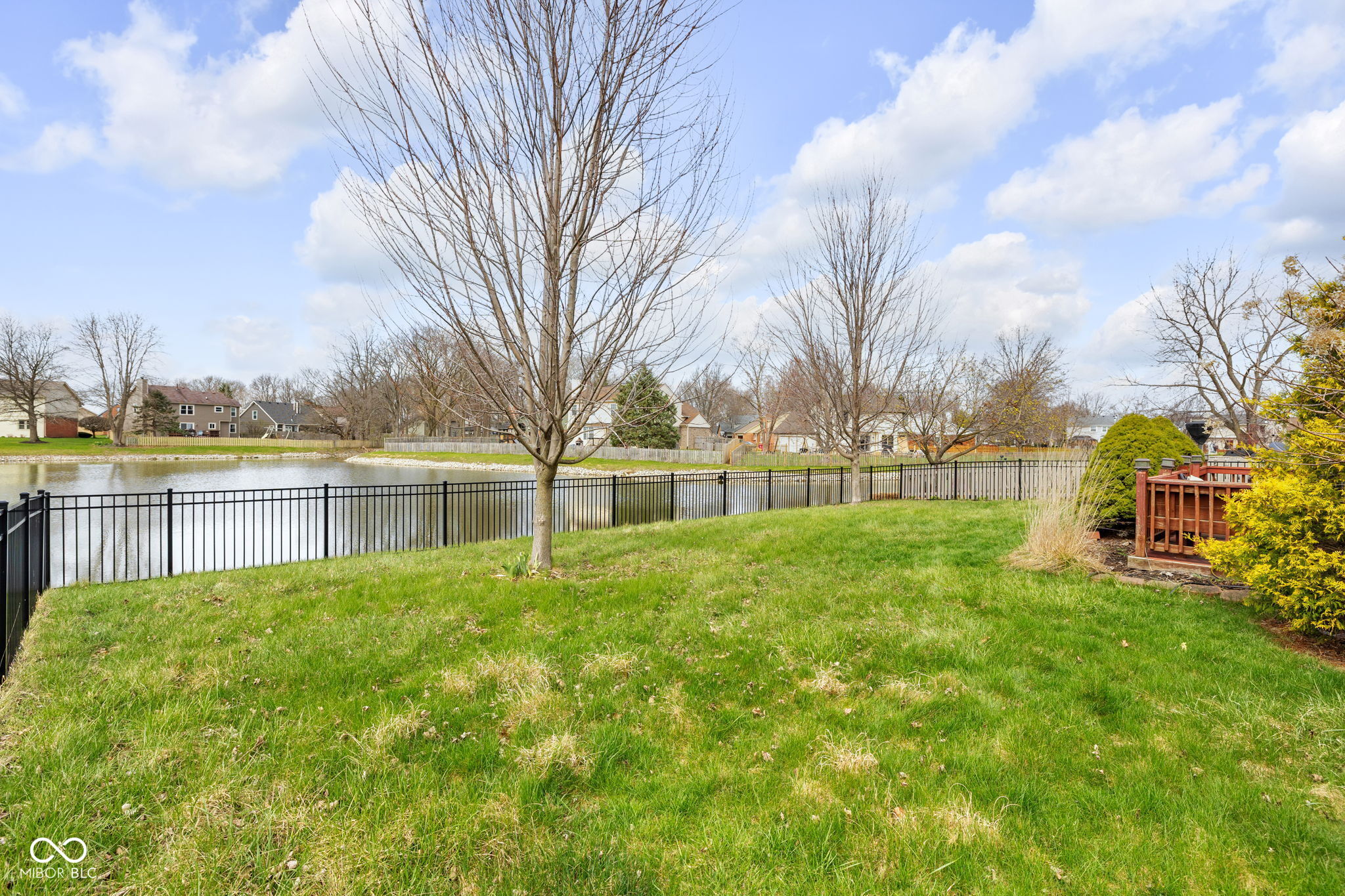 8902 Pine Tree Boulevard Indianapolis, IN 46256 - Photo 41 of 43