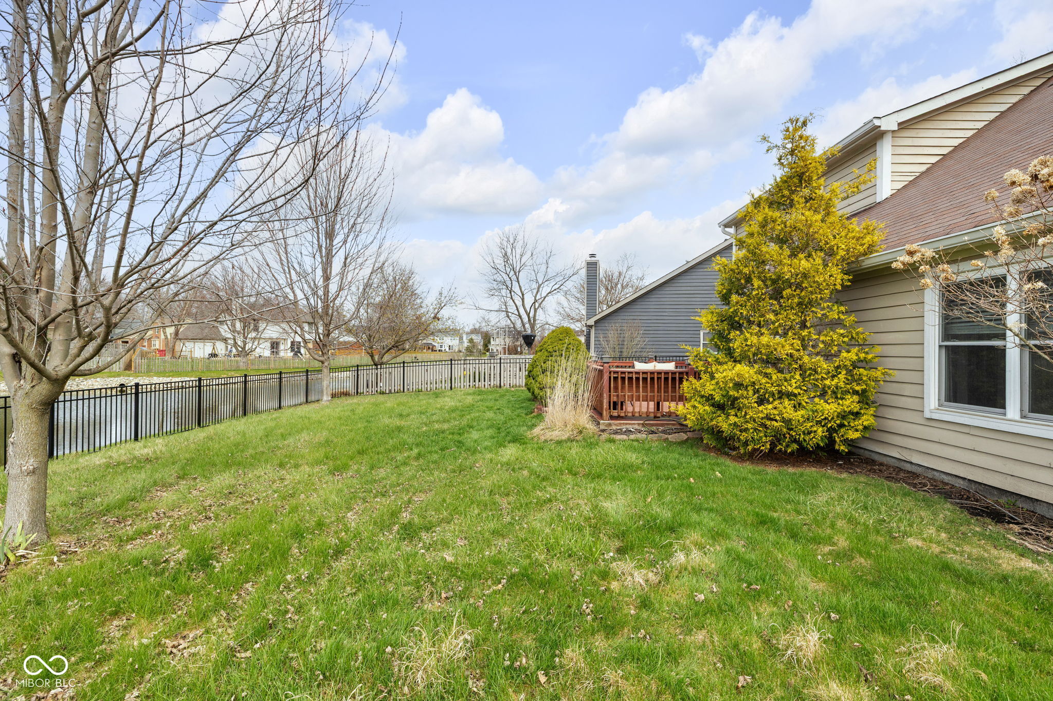 8902 Pine Tree Boulevard Indianapolis, IN 46256 - Photo 42 of 43