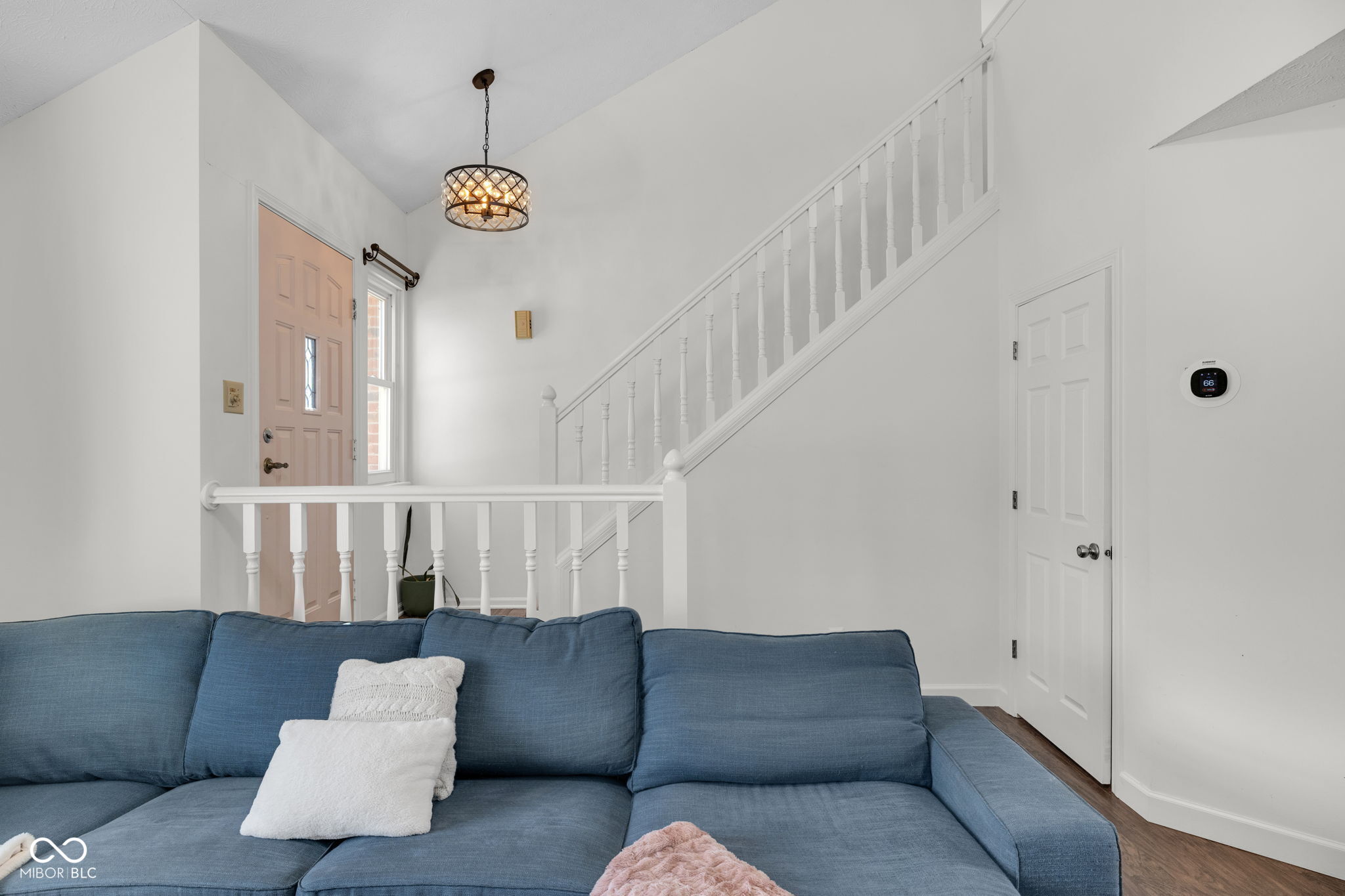8902 Pine Tree Boulevard Indianapolis, IN 46256 - Photo 5 of 43