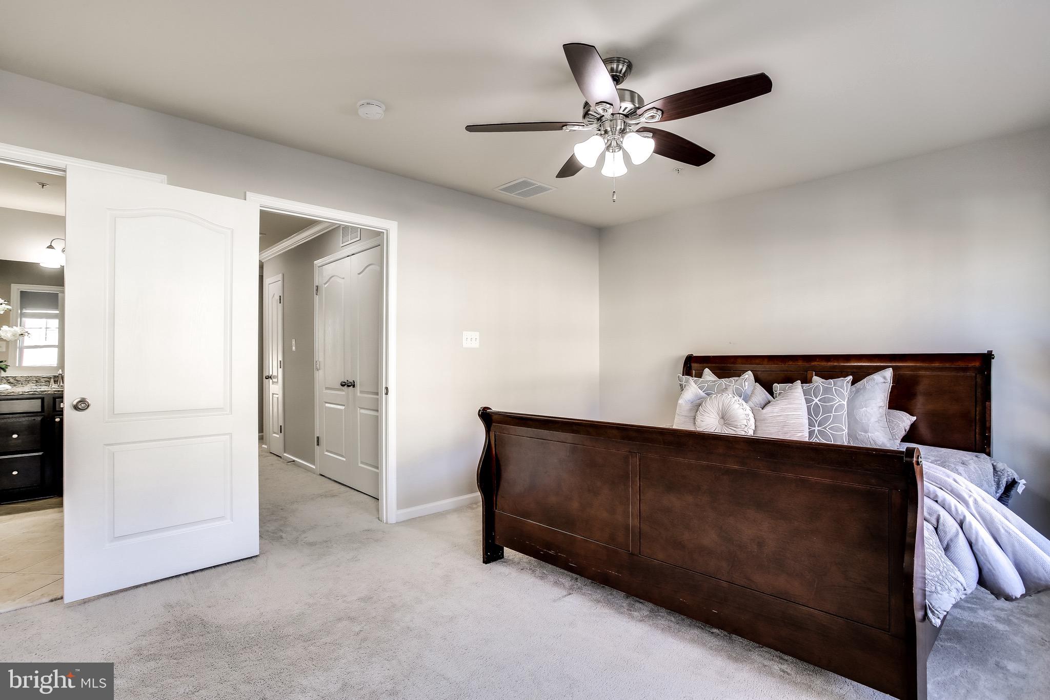 7046 Foxton Way Hanover, MD 21076 - Photo 15 of 39 Owner's Suite | Ceiling Fan | Window Treatments.