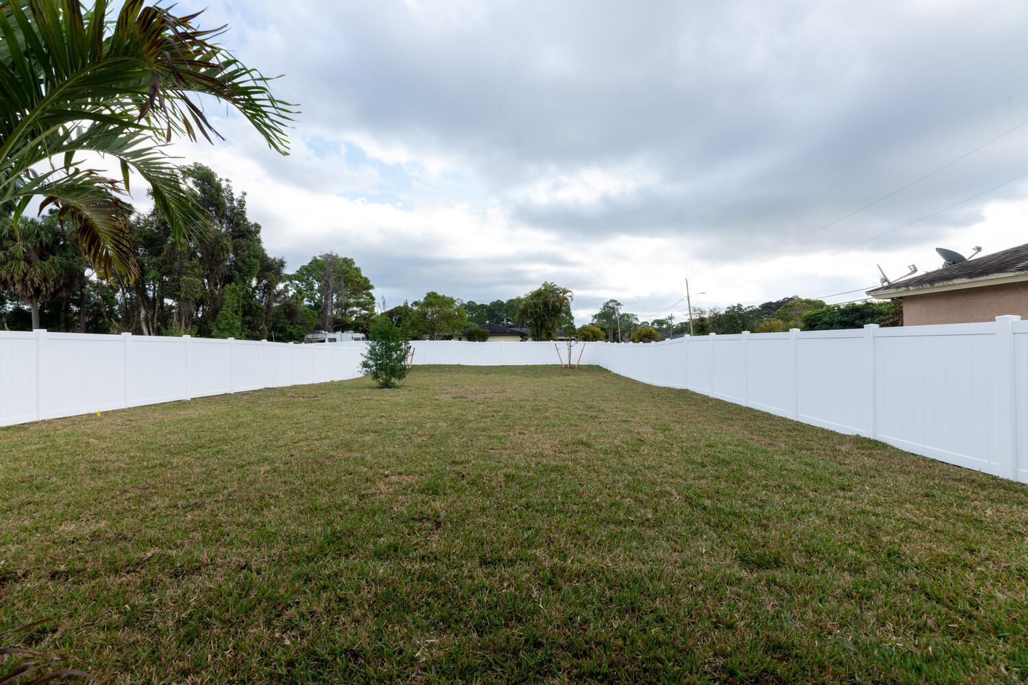 18302 Limestone Creek Road Jupiter, FL 33458 - Photo 11 of 12 a view of outdoor space and yard